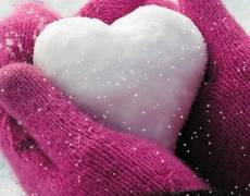 Сердце из снега