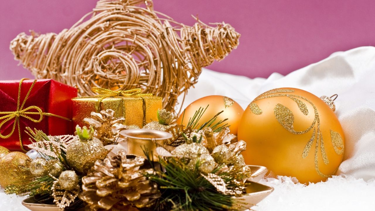 Декоративное украшение - C Рождеством Христовым поздравительные картинки