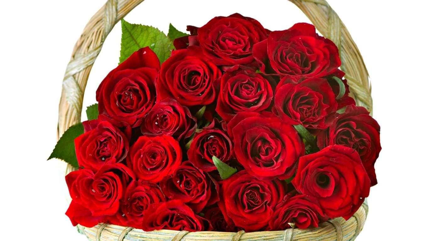 Красные розы в корзине в подарок женщинам на восьмое марта - C 8 марта поздравительные картинки