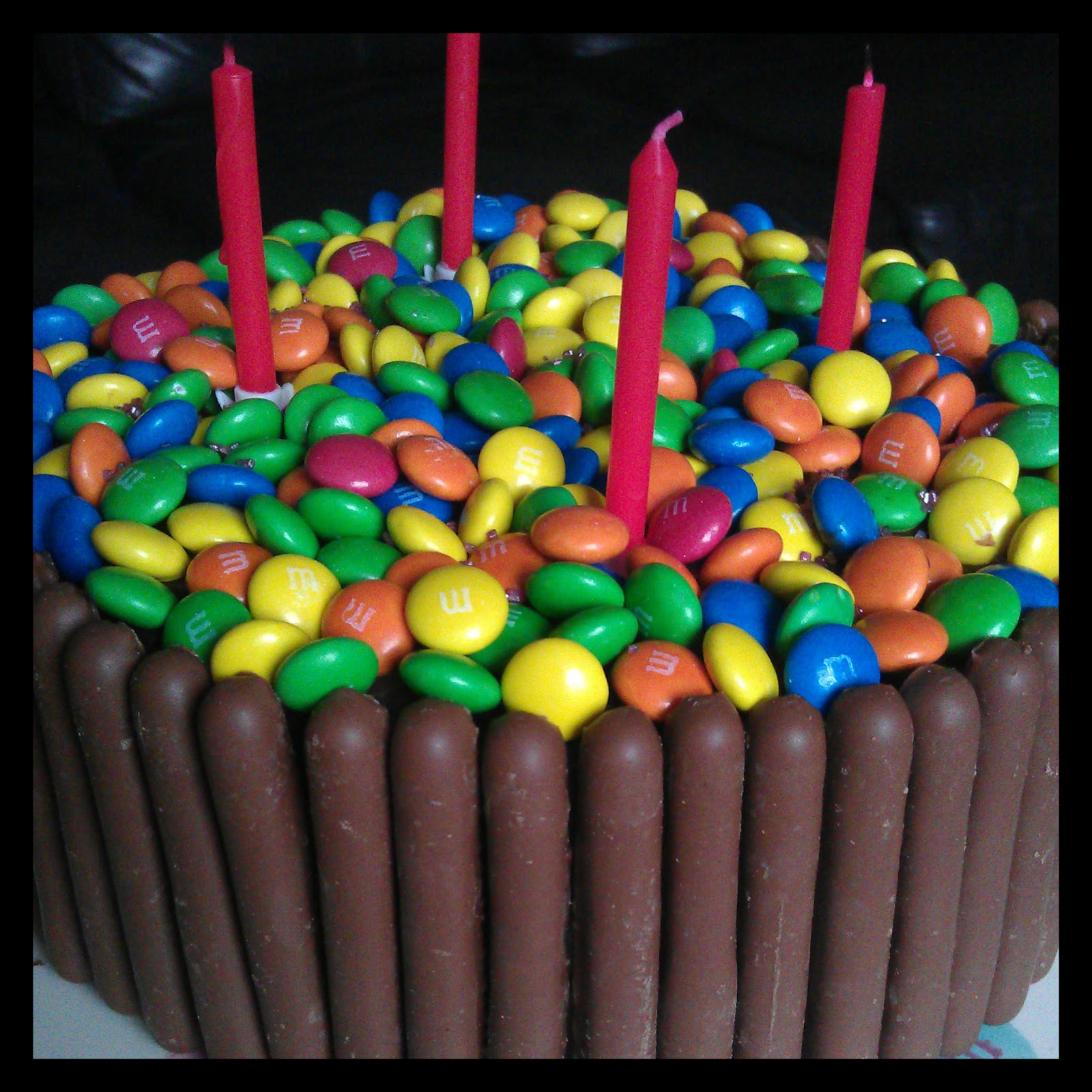Домашний торт на день рождения - С Днем Рождения поздравительные картинки