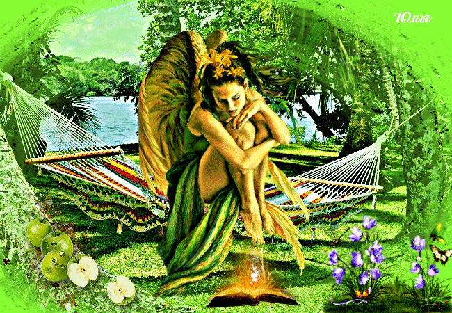 Лесная фея в зелёном лесу~Анимационные блестящие открытки GIF
