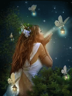 Ночная бабочка мотылек~Анимационные блестящие открытки GIF