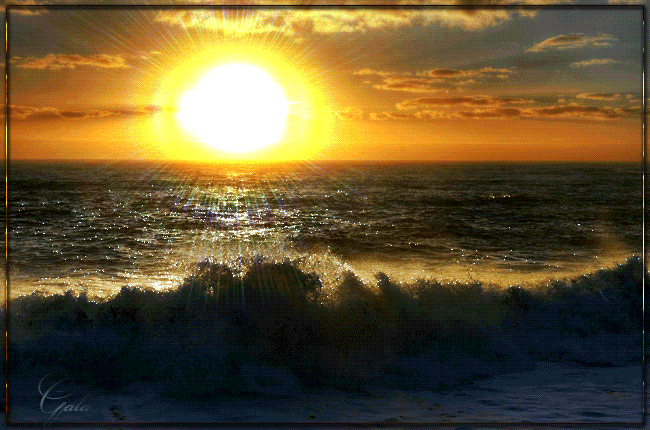 Закат над морем~Анимационные блестящие открытки GIF