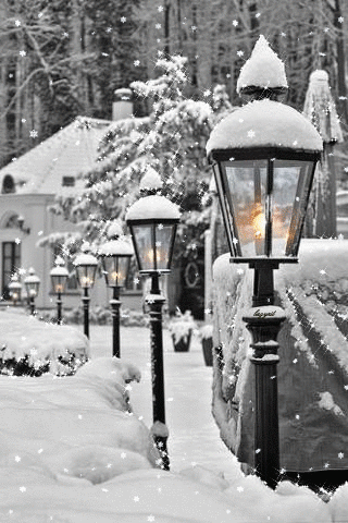 Фонари под снегом~Анимационные блестящие открытки GIF