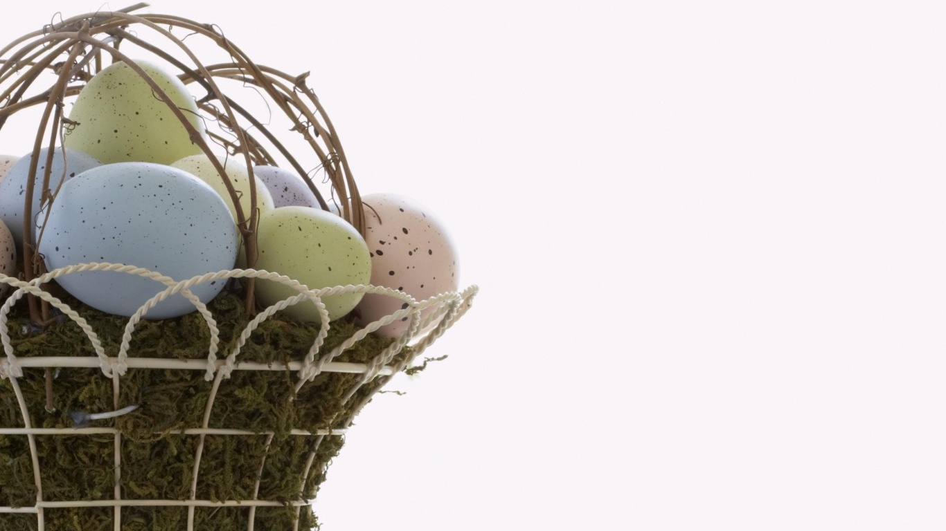Яйца в белой корзине на Пасху~Анимационные блестящие открытки GIF