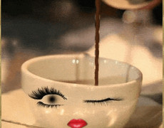 Чашка кофе с поцелуйчиком