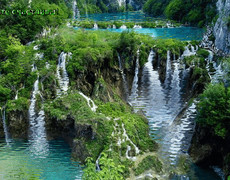 Бирюзовые водопады